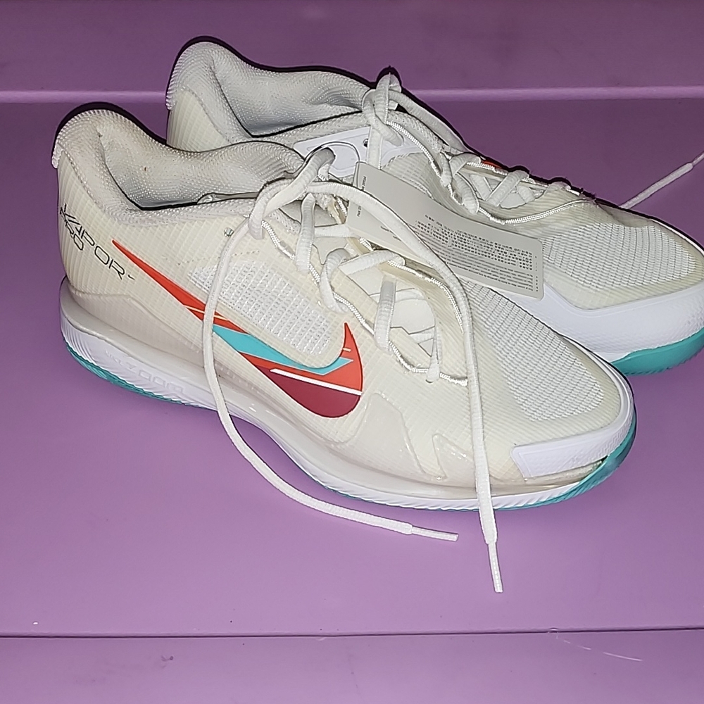 Nike Women's Cream and Red Sneakers